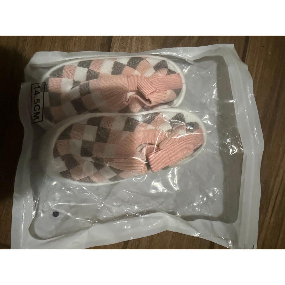 Toddler Soft Sole Walking Shoes Size  8 or 14.5 cm Pink Checkered